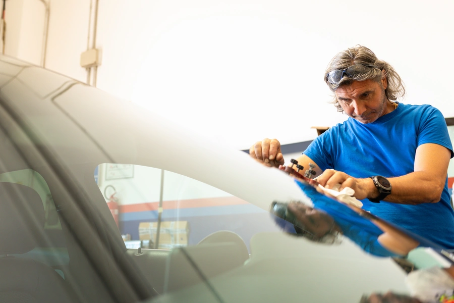 Expert Windshield Replacement Houston, TX Expert Windshield Replacement Houston, TX